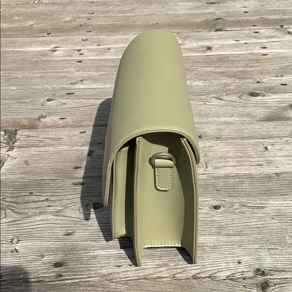 Pixie Mood Vegan Zoe Crossbody in Sage - Picture 2 of 6